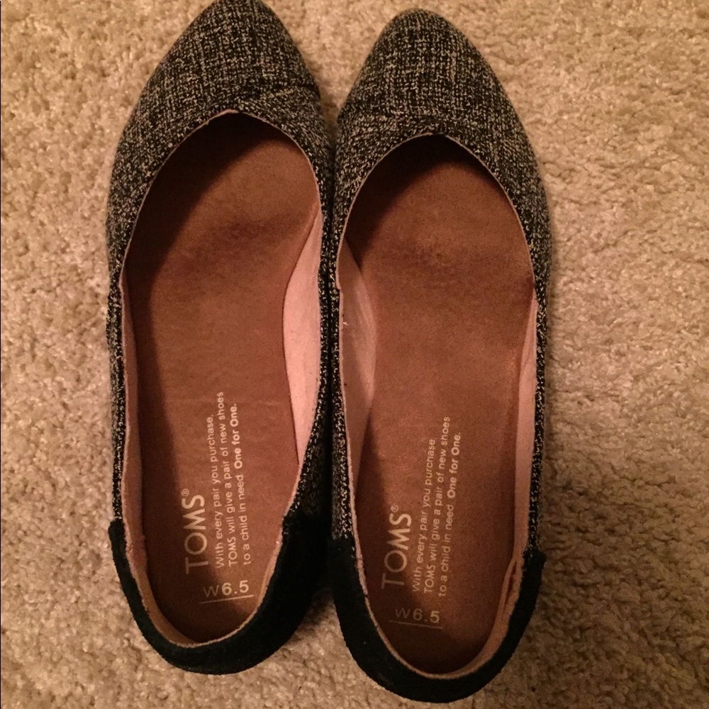 TOMS Jutti flat. Size 6.5